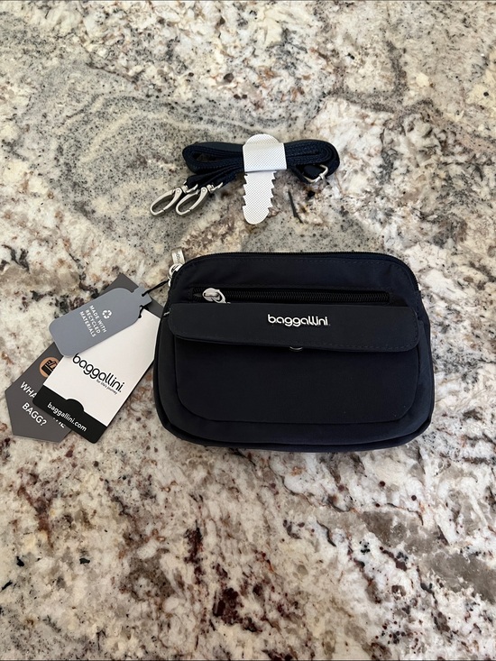 Baggallini Handbags - Baggallini Navy Convertible Crossbody Pouch